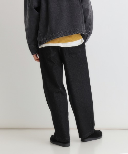 BACK NUMBER(バックナンバー)の「【BACK NUMBER】デニムワイドスラックス (ウォッシュ加工/タックパンツ/オンオフ兼用)(デニムパンツ・メンズ・ライトインディゴブルー/ダークインディゴブルー/ブラック・S/M/L/XL)」の14枚目の写真