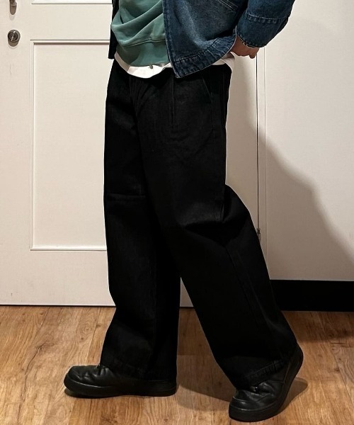 BACK NUMBER(バックナンバー)の「【BACK NUMBER】デニムワイドスラックス (ウォッシュ加工/タックパンツ/オンオフ兼用)(デニムパンツ・メンズ・ライトインディゴブルー/ダークインディゴブルー/ブラック・S/M/L/XL)」の10枚目の写真