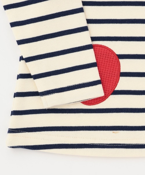 baby cheer（ベイビーチアー）の「リンゴフリルトレーナー（スウェット・キッズ・ネイビー・110cm）」の6枚目の写真