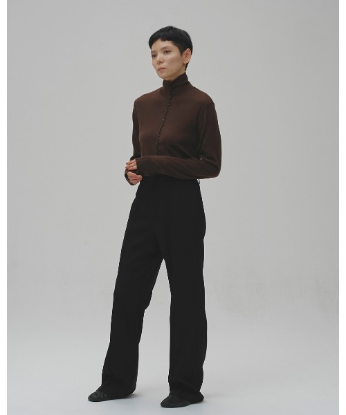 TODAYFUL（トゥデイフル）の「Turtleneck Button Knit（ベスト・レディース・ブラウン/チャコールグレー/ブラック・FREE）」の7枚目の写真