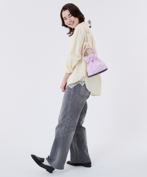 LeSportsac(レスポートサック)の「GH DRAWSTRING XBODY ライラック/サンドバーコード(ショルダーバッグ・レディース・ピンク・FREE)」の7枚目の写真