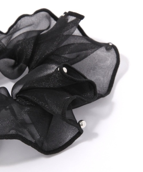 GLOBAL WORK（グローバルワーク）の「シアーパイピングシュシュ/646387（シュシュ・レディース・オフホワイト/ベージュ/ブラック/ダークブラウン/グレー・FREE）」の7枚目の写真