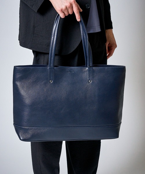TETE HOMME（テットオム）の「【TETE HOMME × SOLATINA】カウレザートートバッグ（トートバッグ・メンズ・ネイビー/イエロー/ブラック/アイボリー・FREE）」の14枚目の写真