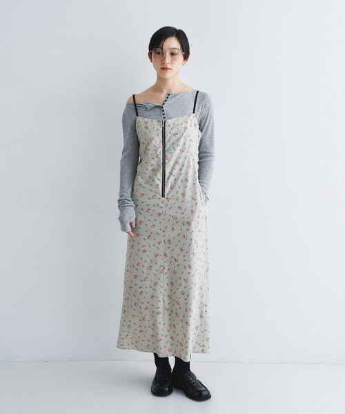 CODE A（コードエー）の「flower cami dress（ワンピース・レディース・グレー系/ブラック系・00）」の8枚目の写真
