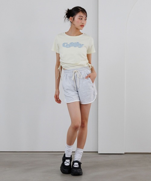 repipi armario（レピピ アルマリオ）の「メリージェーンスニーカー（サンダル・キッズ・ブラック/オフホワイト・LARGE/MEDIUM/SMALL）」の4枚目の写真