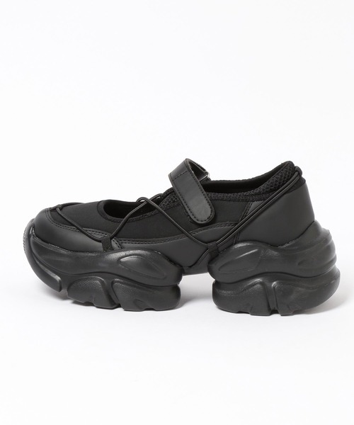 repipi armario（レピピ アルマリオ）の「メリージェーンスニーカー（サンダル・キッズ・ブラック/オフホワイト・LARGE/MEDIUM/SMALL）」の15枚目の写真