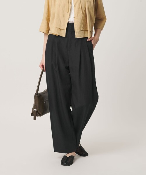 BEAUTY&YOUTH UNITED ARROWS(ビューティーアンドユースユナイテッドアローズ)の「麻ブレンド バックゴム タック ワイドパンツ(その他パンツ・レディース・ブラック/ライトブルー/ダークブラウン/ナチュラル/オリーブ・S/M/XS/L)」の2枚目の写真