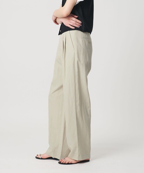 BEAUTY&YOUTH UNITED ARROWS(ビューティーアンドユースユナイテッドアローズ)の「麻ブレンド バックゴム タック ワイドパンツ(その他パンツ・レディース・ブラック/ライトブルー/ダークブラウン/ナチュラル/オリーブ・S/M/XS/L)」の10枚目の写真
