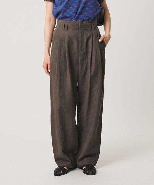 BEAUTY&YOUTH UNITED ARROWS(ビューティーアンドユースユナイテッドアローズ)の「麻ブレンド バックゴム タック ワイドパンツ(その他パンツ・レディース・ブラック/ライトブルー/ダークブラウン/ナチュラル/オリーブ・S/M/XS/L)」の15枚目の写真