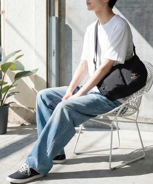 Mark Gonzales（マーク・ゴンザレス）の「【Mark Gonzales/マーク ゴンザレス】アートワークデザインコレクション Wポケットショルダー（ショルダーバッグ・メンズ・ブラック系2/ブラック系1・FREE）」の6枚目の写真