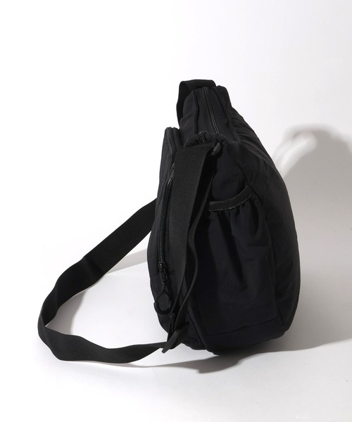 Mark Gonzales（マーク・ゴンザレス）の「【Mark Gonzales/マーク ゴンザレス】アートワークデザインコレクション Wポケットショルダー（ショルダーバッグ・メンズ・ブラック系2/ブラック系1・FREE）」の14枚目の写真