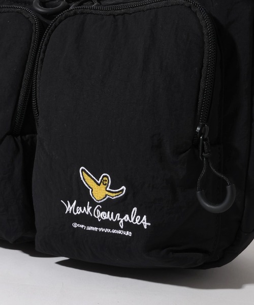 Mark Gonzales（マーク・ゴンザレス）の「【Mark Gonzales/マーク ゴンザレス】アートワークデザインコレクション Wポケットショルダー（ショルダーバッグ・メンズ・ブラック系2/ブラック系1・FREE）」の21枚目の写真