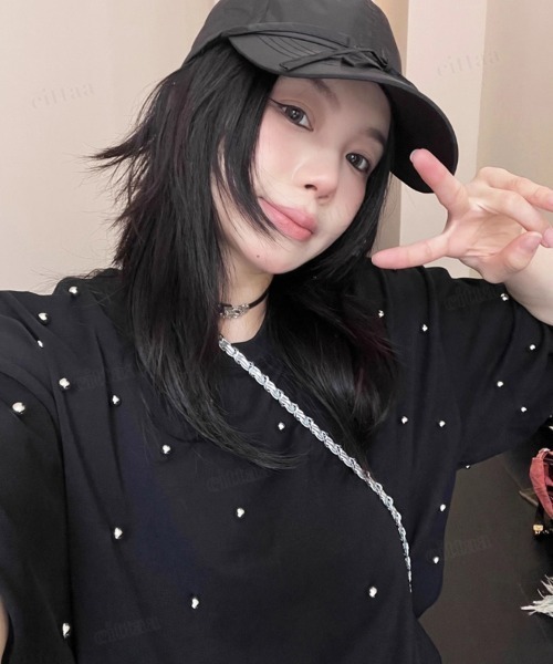Dalfwin(ダールフィン)の「韓国ファッション RICECAKEラベル付きシルバースタッズ半袖Tシャツ(Tシャツ/カットソー・レディース・ホワイト/ブラック・FREE)」の22枚目の写真