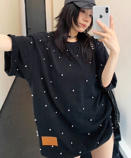 Dalfwin(ダールフィン)の「韓国ファッション RICECAKEラベル付きシルバースタッズ半袖Tシャツ(Tシャツ/カットソー・レディース・ホワイト/ブラック・FREE)」の15枚目の写真