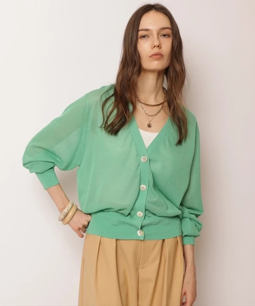 CADUNE（カデュネ）の「シアーカーデ（ニット/セーター・レディース・ホワイト/ブラック/ブラウン/グリーン/ライトイエロー・38）」の4枚目の写真