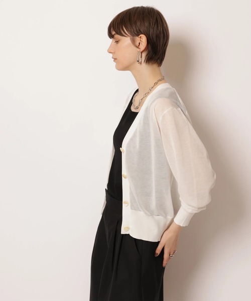 CADUNE（カデュネ）の「シアーカーデ（ニット/セーター・レディース・ホワイト/ブラック/ブラウン/グリーン/ライトイエロー・38）」の12枚目の写真