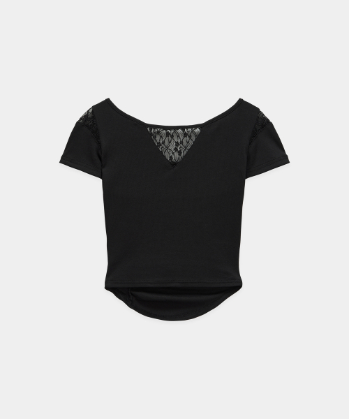 ETRE AU SOMMET(エトレオソメ)の「Bust Line Pintuck Detail Top (Black)(Tシャツ/カットソー・レディース・ブラック・FREE)」の6枚目の写真