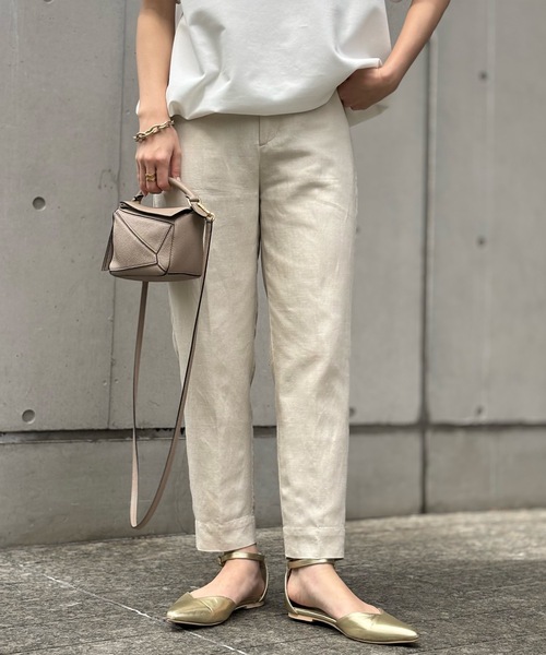 Emma Taylor（エマテイラー）の「リネンスリムテーパードパンツ（その他パンツ・レディース・ベージュ/ブラック・36/38）」の9枚目の写真