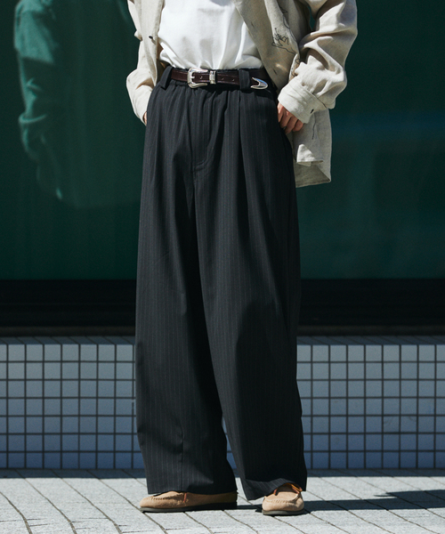 JOURNAL STANDARD（ジャーナルスタンダード）の「TRモダン ワイド スラックス（スラックス・メンズ・スミクロ/ネイビー/ブラック系その他・SMALL/LARGE/MEDIUM）」の19枚目の写真