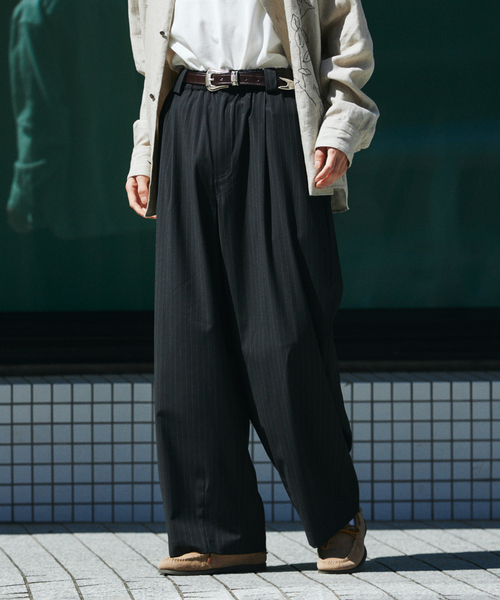 JOURNAL STANDARD（ジャーナルスタンダード）の「TRモダン ワイド スラックス（スラックス・メンズ・スミクロ/ネイビー/ブラック系その他・SMALL/LARGE/MEDIUM）」の20枚目の写真