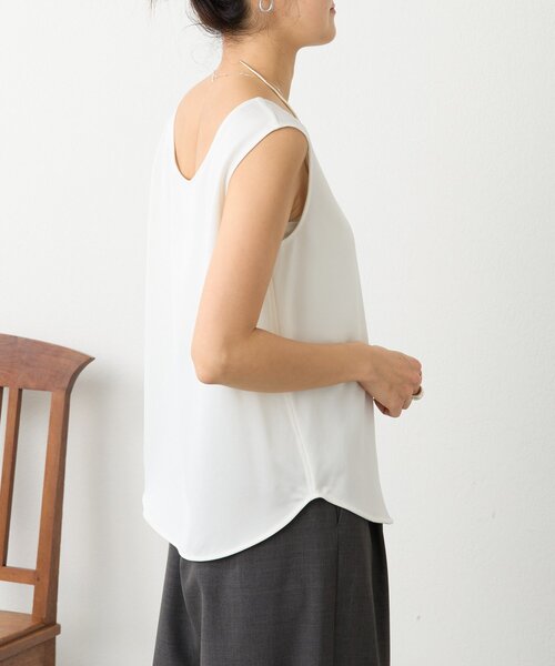 LIVETART（リヴェタート）の「サテンタンク《LIVETART》（シャツ/ブラウス・レディース・ホワイト・FREE）」の3枚目の写真
