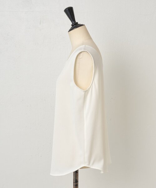 LIVETART（リヴェタート）の「サテンタンク《LIVETART》（シャツ/ブラウス・レディース・ホワイト・FREE）」の15枚目の写真