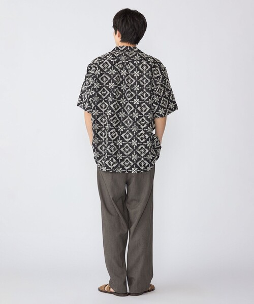 SHIPS(シップス)の「BENCH MARKING SHIRTS: エンブロイダリー オープンカラー シャツ(シャツ/ブラウス・メンズ・ベージュ/ネイビー/ライトグリーン・MEDIUM/LARGE/X-LARGE/SMALL)」の8枚目の写真