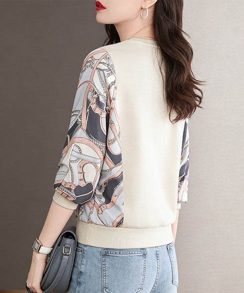 Doux Belle(ドゥーベル)の「プリント袖切替トップス(Tシャツ/カットソー・レディース・ネイビー/ベージュ/ホワイト/グレー・LARGE/MEDIUM)」の16枚目の写真