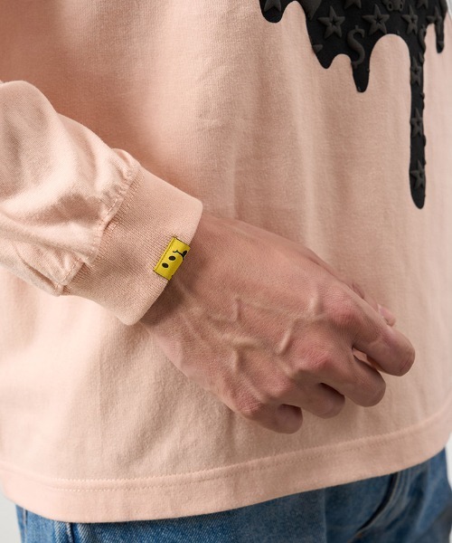STUD MUFFIN(スタッドマフィン)の「mlt5686- 5.6ozコットン天竺 ドリップピースフォームプリント-パッチワーク LS Tシャツ(624-02900)(Tシャツ/カットソー・メンズ・ブラック/ピンク系その他/チャコールグレー/ホワイト・2/3/4)」の7枚目の写真