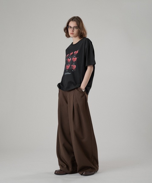ONCILY(オンシェリー)の「MELTING HEART GRAPHIC T-SHIRT / メルティングハートグラフィックTシャツ(Tシャツ/カットソー・メンズ・ブラック/ホワイト系その他/イエロー/ネイビー/オフホワイト・SMALL/LARGE/MEDIUM)」の12枚目の写真