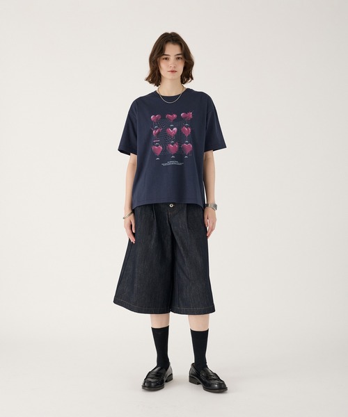 ONCILY（オンシェリー）の「MELTING HEART GRAPHIC T-SHIRT / メルティングハートグラフィックTシャツ（Tシャツ/カットソー・メンズ・ブラック/ホワイト系その他/イエロー/ネイビー/オフホワイト/ブラック系その他/ホワイト/ブラック系その他2/ネイビー系/ネイビー系1・SMALL/LARGE/MEDIUM）」の19枚目の写真