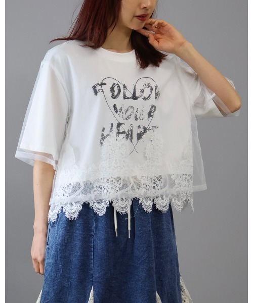 Doumoi(ドゥモエ)の「チュール重ね ロゴ レースドッキングデザイン プルオーバー(Tシャツ/カットソー・レディース・ホワイト/ブラック・FREE)」の9枚目の写真