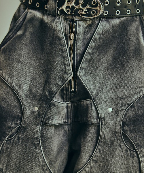 BENDER TOKYO(ベンダートウキョウ)の「【P.N UNDERGROUND】切替 ダメージ ハーフパンツ / クラッシュ デニム ジョーツ(デニムパンツ・メンズ・ブラック/ブルー・M/L)」の5枚目の写真