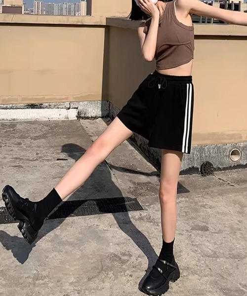 Miniministore(ミニミニストア)の「スウェットショートパンツサイドライン夏服ショートパンツショーパン短パン(その他パンツ・レディース・ダークグリーン/ネイビー/ブラック/グレー・FREE)」の6枚目の写真