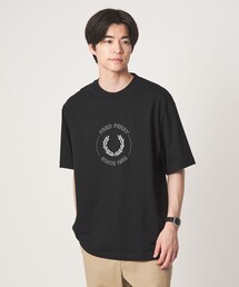 ＜FRED PERRY＞サークル グラフィック ロゴ 半袖 Tシャツ
