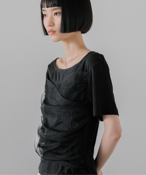 LOWRYS FARM(ローリーズファーム)の「チュールレイヤードSS 1032082(Tシャツ/カットソー・レディース・アイボリー/ブラック/ブルー・FREE)」の3枚目の写真