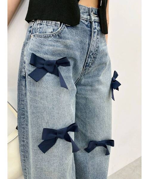EVRIS(エヴリス)の「リボンモチーフワイドデニムパンツ(デニムパンツ・レディース・ブルー/ベージュ・SMALL/MEDIUM)」の14枚目の写真
