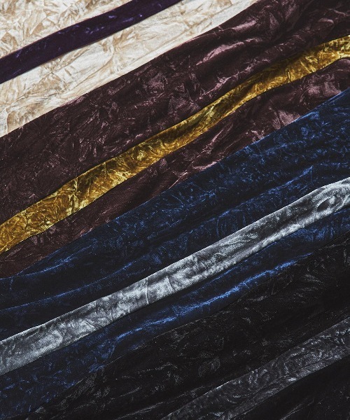 W:Huku(フーク)の「クラッシュ ベロア サイドライン スカート / Crash Velvet Side-Line Skirt(スカート・レディース・ネイビー/ブラック/ライトベージュ/ブラウン・FREE)」の20枚目の写真