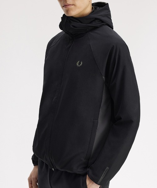FRED PERRY（フレッドペリー）の「【ZOZO & ONLINESHOP限定】Tipped Colour Block Jacket／ティップドカラーブロックジャケット（ブルゾン・メンズ・ブラック・S/M/L）」の12枚目の写真