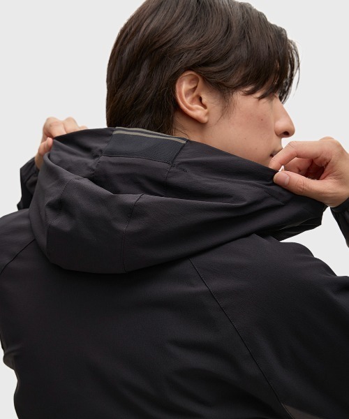 FRED PERRY（フレッドペリー）の「【ZOZO & ONLINESHOP限定】Tipped Colour Block Jacket／ティップドカラーブロックジャケット（ブルゾン・メンズ・ブラック・S/M/L）」の5枚目の写真