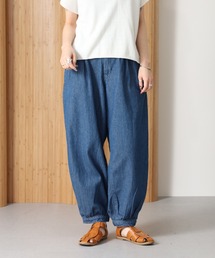 タック入りアラジンデニムパンツ