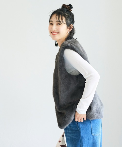 coca(coca)(コカ)の「ファーベスト(ベスト・レディース・アイボリー/チャコール・L/M)」の10枚目の写真