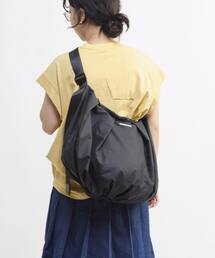 GATHERED SHOULDER BAG