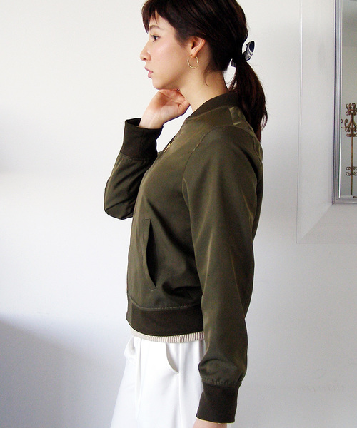 N.（N. Natural Beauty Basic）（エヌエヌナチュラルビューティーベーシック）の「MA-1ブルゾン（MA-1・レディース・カーキ/ネイビー・SMALL/MEDIUM）」の6枚目の写真