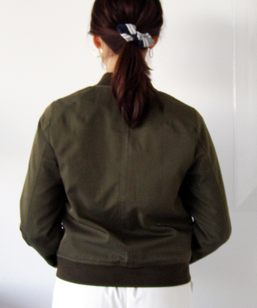 N.（N. Natural Beauty Basic）（エヌエヌナチュラルビューティーベーシック）の「MA-1ブルゾン（MA-1・レディース・カーキ/ネイビー・SMALL/MEDIUM）」の7枚目の写真