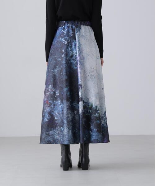 ADORE(アドーア)の「◆オイルペインティングアートプリントスカート(スカート・レディース・ネイビー・36/38)」の5枚目の写真