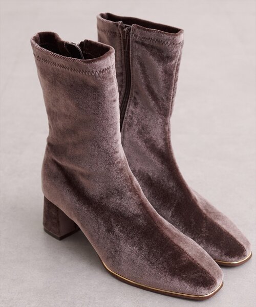 natural couture(ナチュラルクチュール)の「ベロアショートブーツ(ブーツ・レディース・モカ/ブラウン/ブラック・LARGE/MEDIUM)」の15枚目の写真