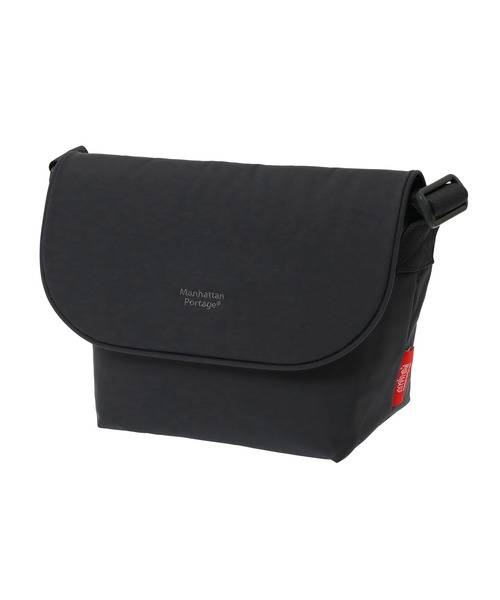 Manhattan Portage(マンハッタンポーテージ)の「NYLON MESSENGER BAG JR (SM) BP W/DIV MGNT TUSSAH PVC NEUES(メッセンジャーバッグ・メンズ・ブラック・SMALL)」の1枚目の写真