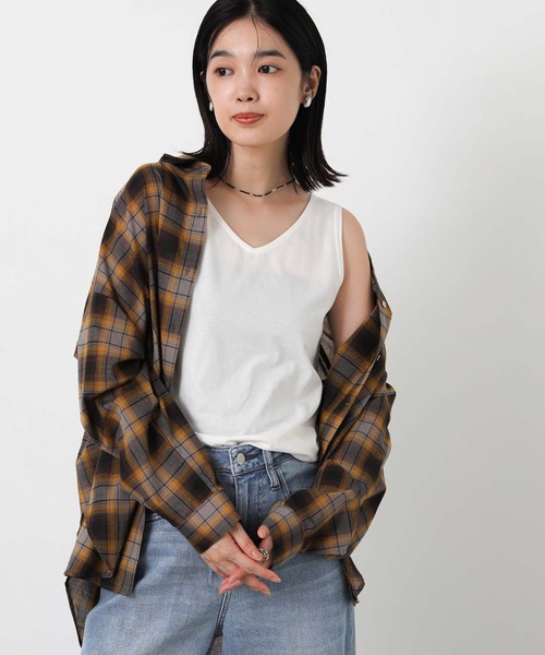 Gready Brilliant（グレディブリリアン）の「サテンドッキングタンク（キャミソール・レディース・ライトベージュ/オフホワイト/ブラック・38）」の6枚目の写真