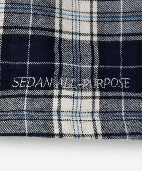 SEDAN ALL-PURPOSE（セダンオールパーパス）の「SEDAN ALL-PURPOSE | コットンフランネル ボタンダウンシャツ MEN（シャツ/ブラウス・メンズ・ブラウン系その他/ブルー系その他5・XL/M/L）」の11枚目の写真
